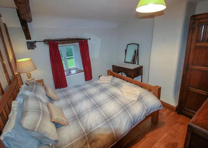 Little Barracks, Characterful In Rural Location Little Strickland
