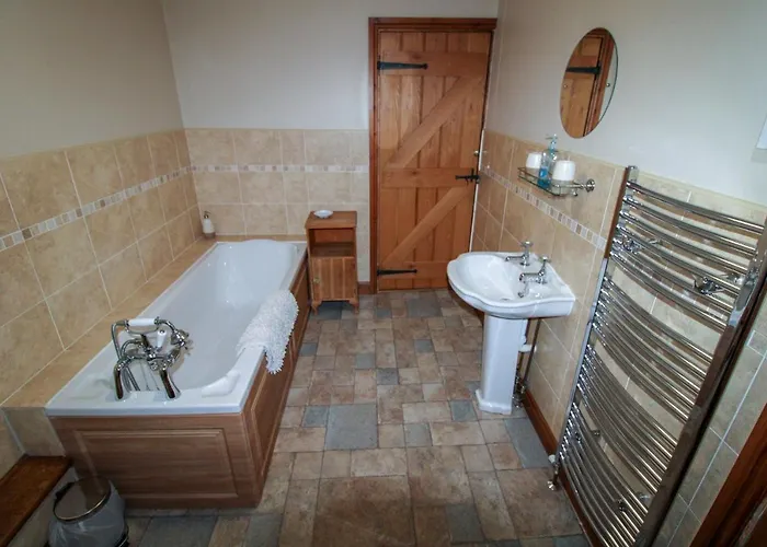 Holiday home Little Barracks, Characterful In Rural Location *